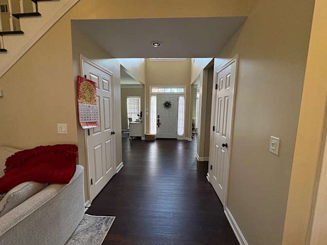 Alcove Rooms's room