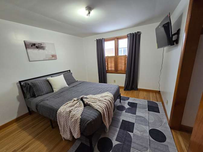 Pat's room
