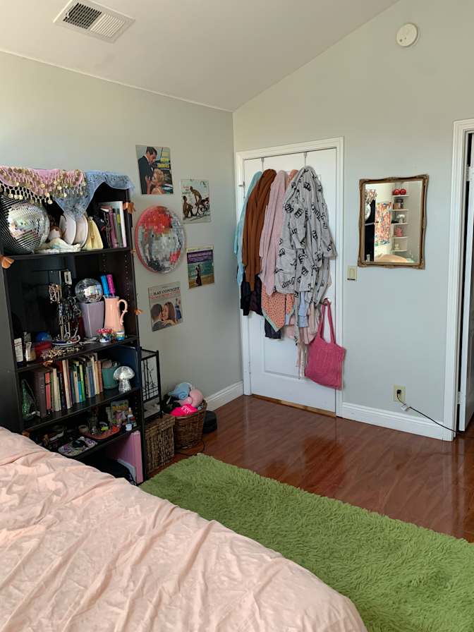 Gabriella Wisdom's room