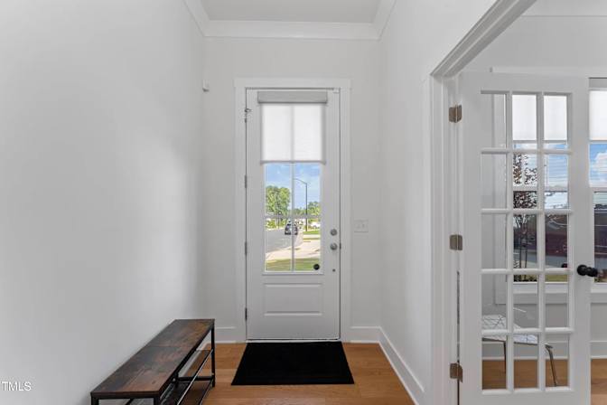Alcove Rooms's room