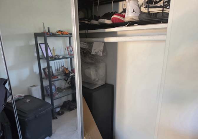 ARTHUR BRANDALIS's room