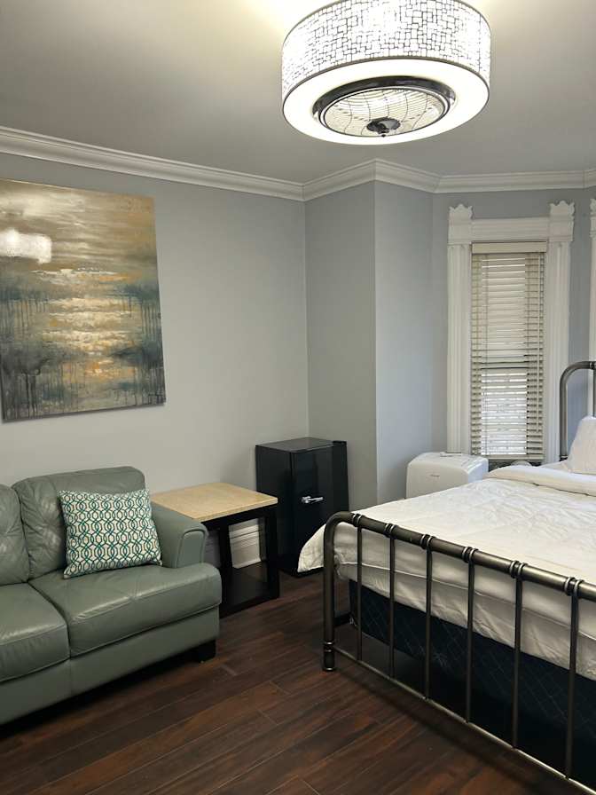 Sunday's room