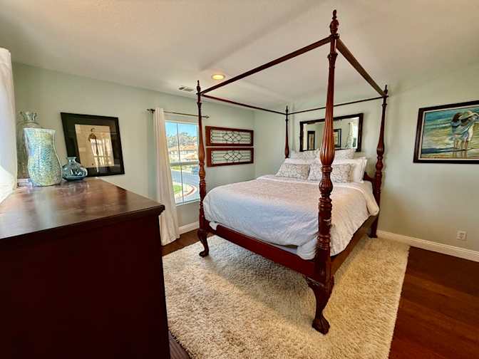 Cindy's room