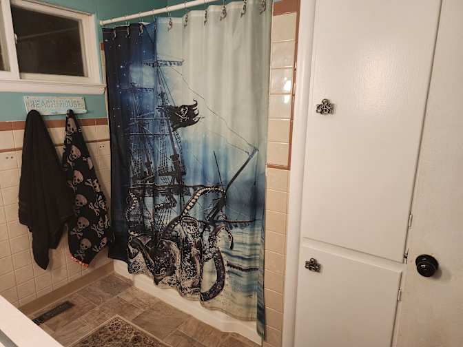Calamity's room