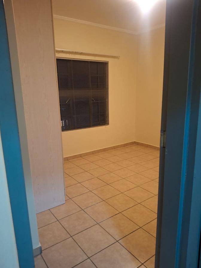 Tim Kanga Muanda's room