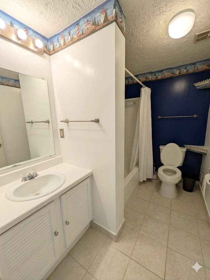Nice Home's room