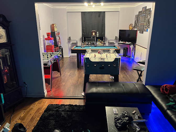 Jay's room