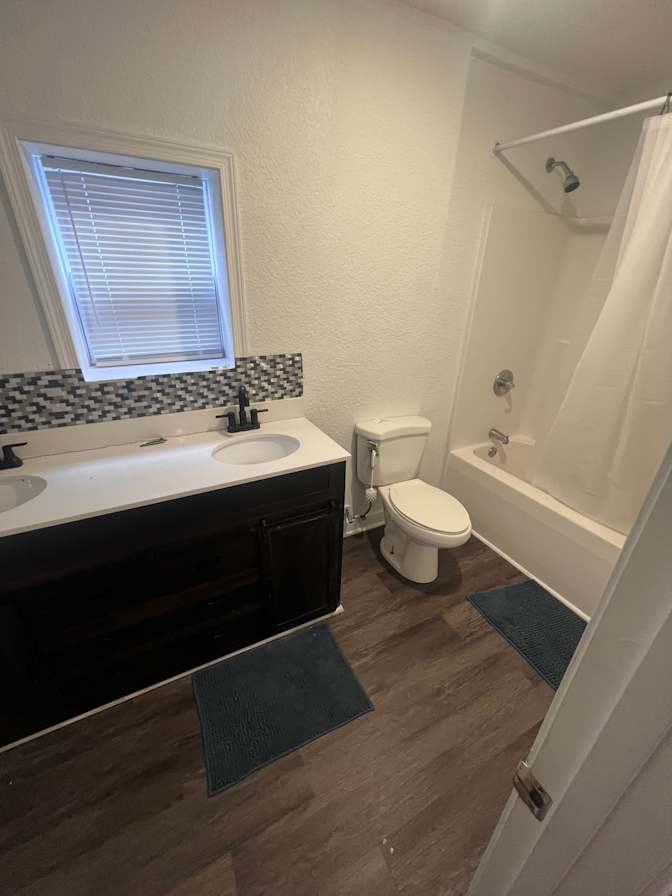Jay/Nikki's room
