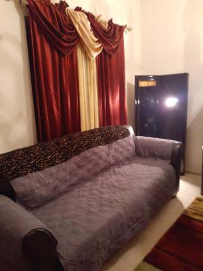 DeAnna's room
