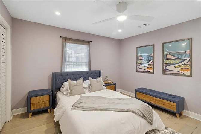 Alcove Rooms's room