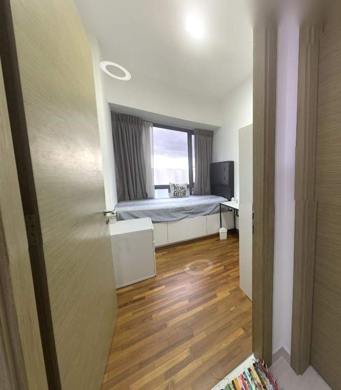 MeowHouse's room