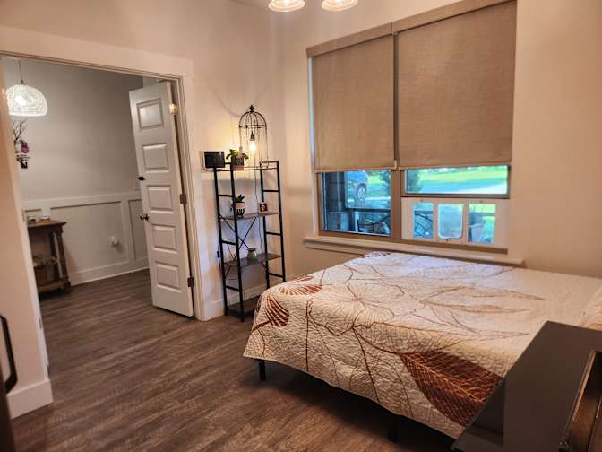 Sarah Skelton's room