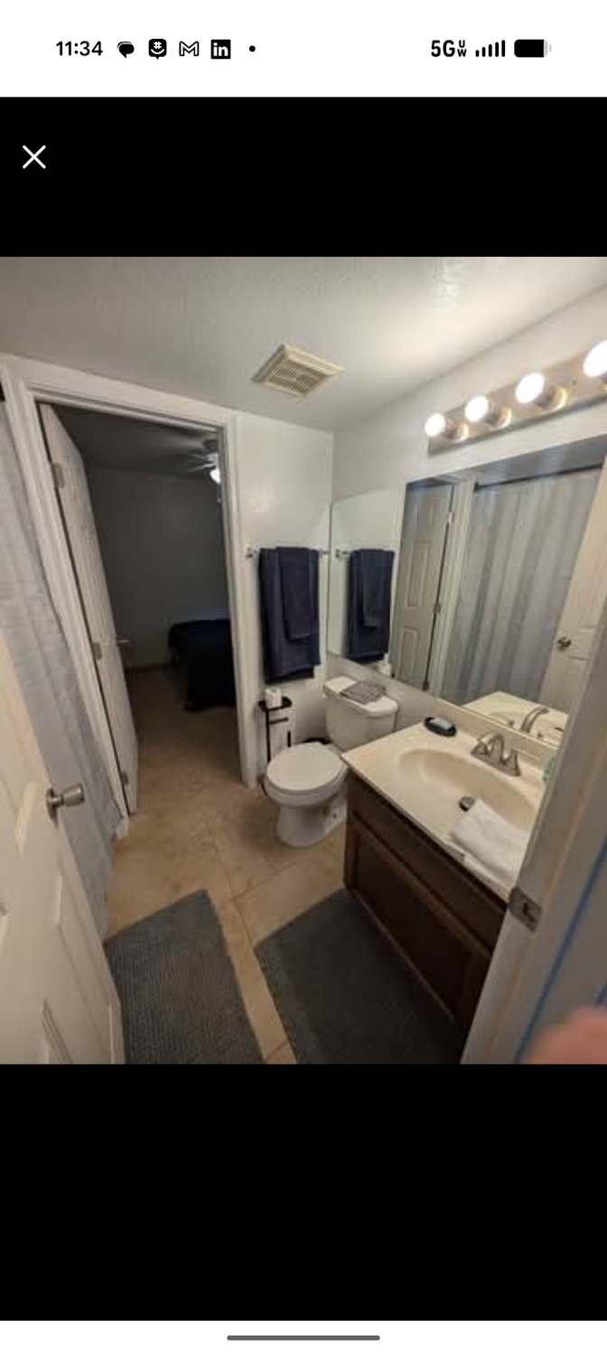 Christopher Coulombe's room