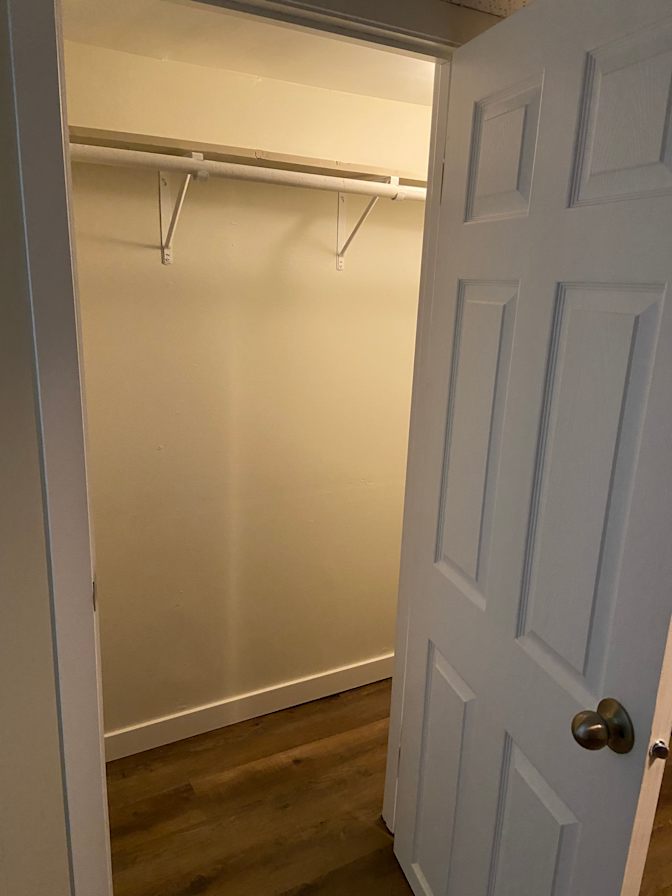 Nas's room