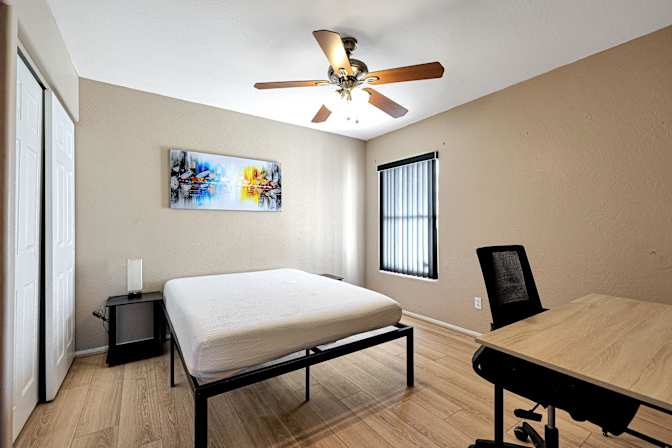 PadSplit's room