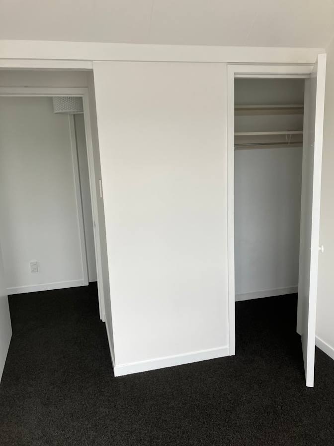 Tom's room