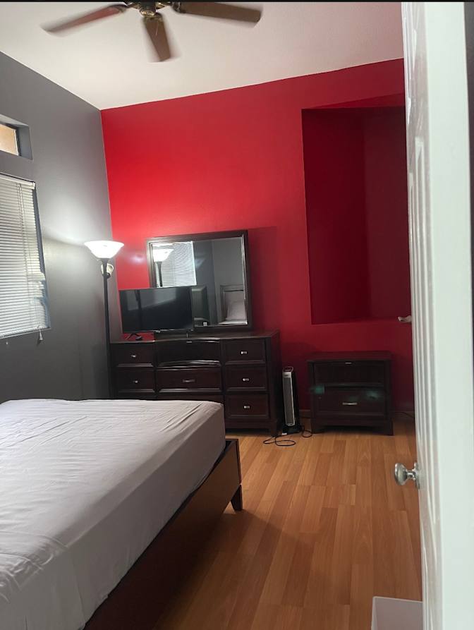 Jaclyn's room