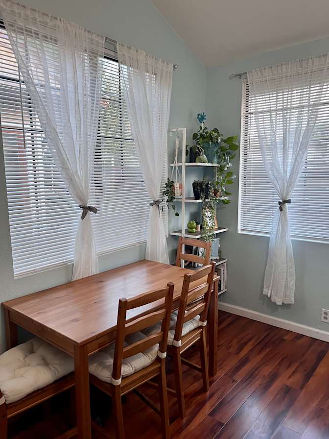 Jennifer's room