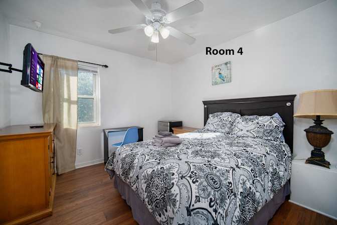 PadSplit's room