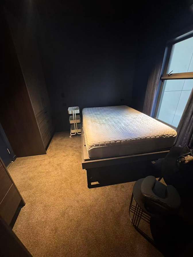 Yunyi's room