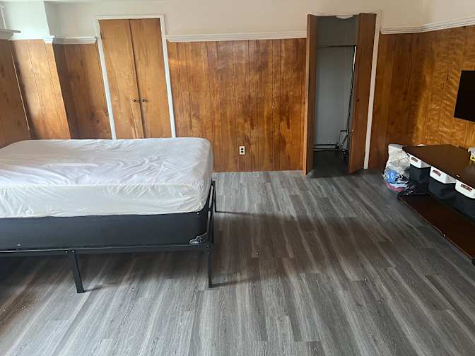 Eliyah's room