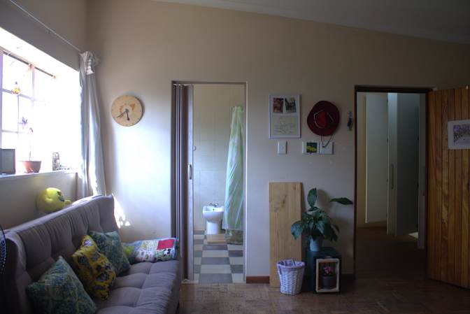 Salma Tanaka's room