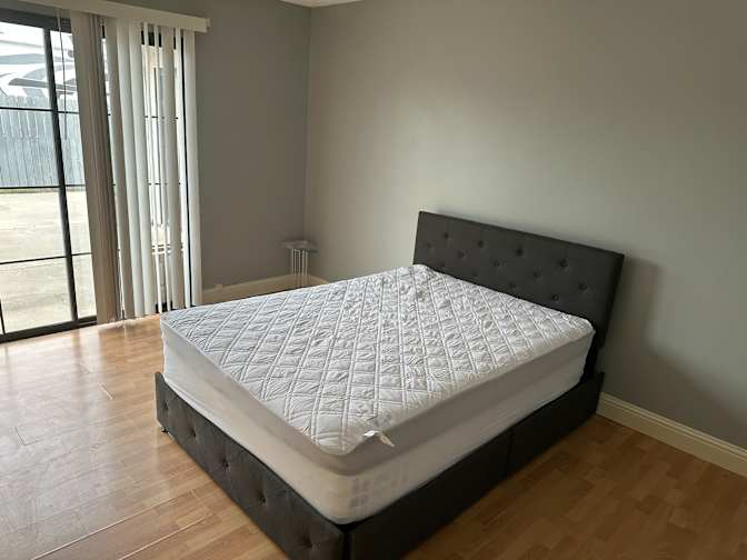 Reia's room