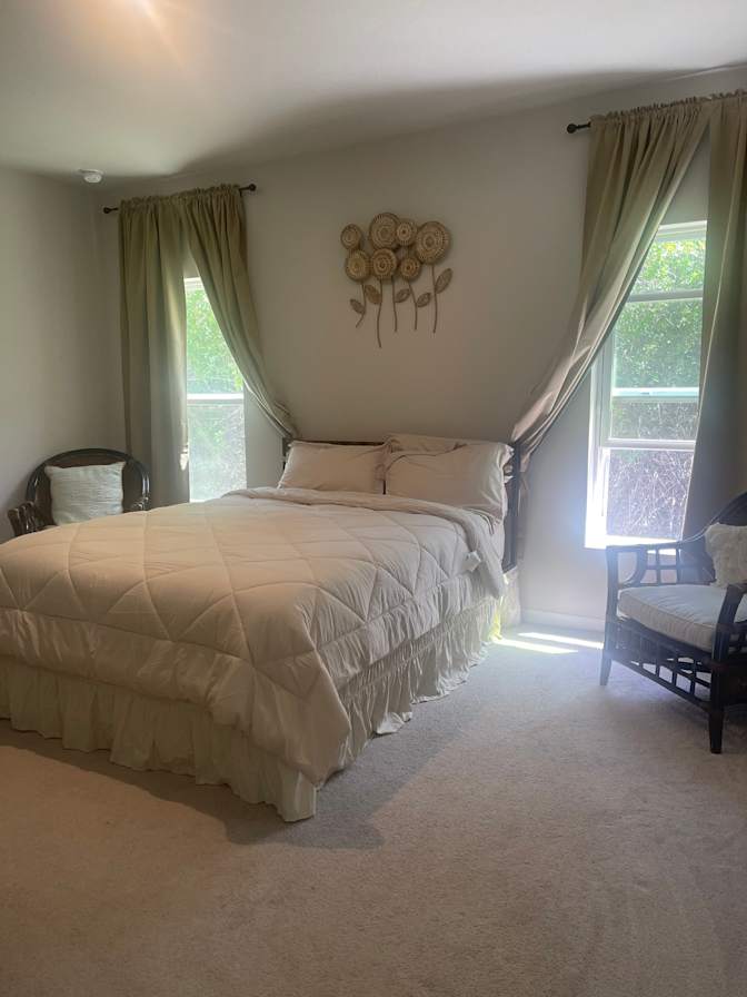 Hestella Rooming's room