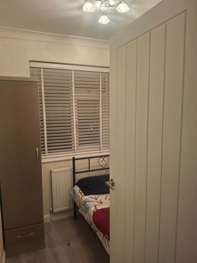 VJ's room