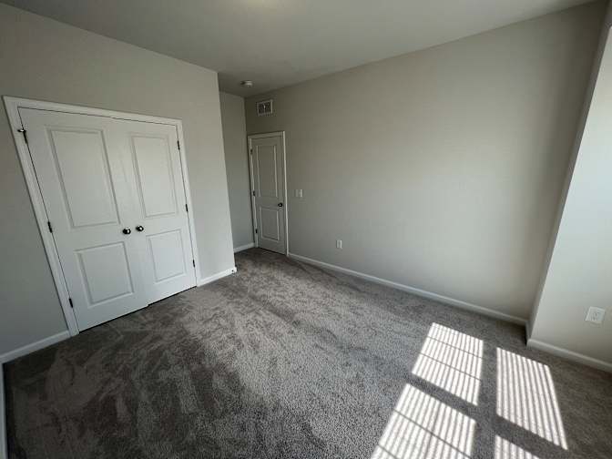 Alcove Rooms's room