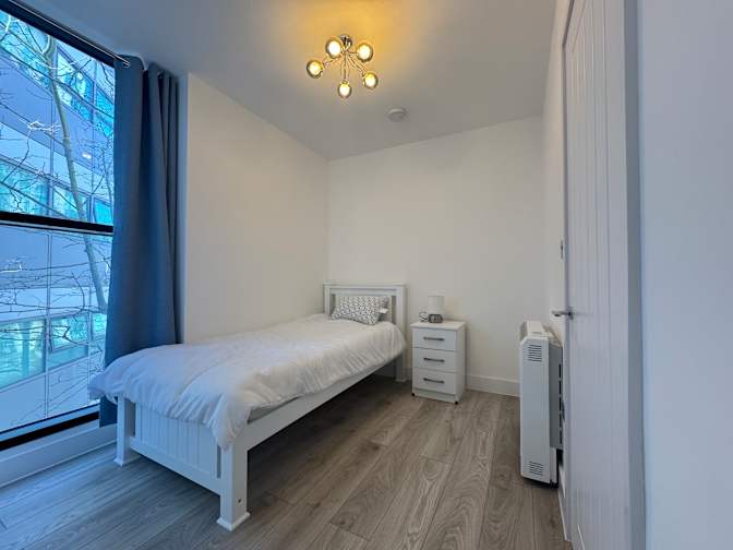 Max's room