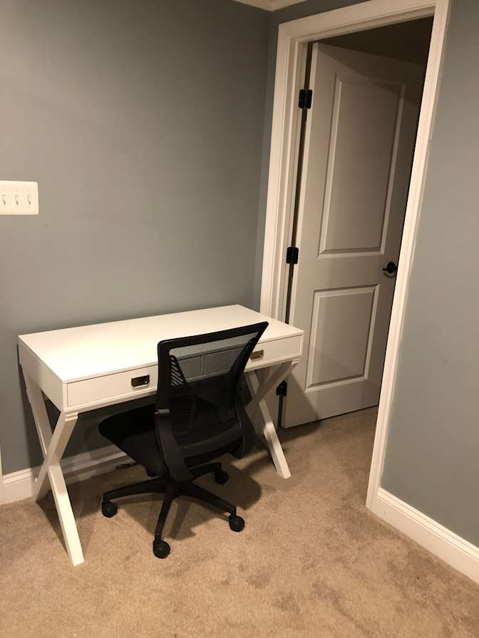 Divine Mission Realty's room
