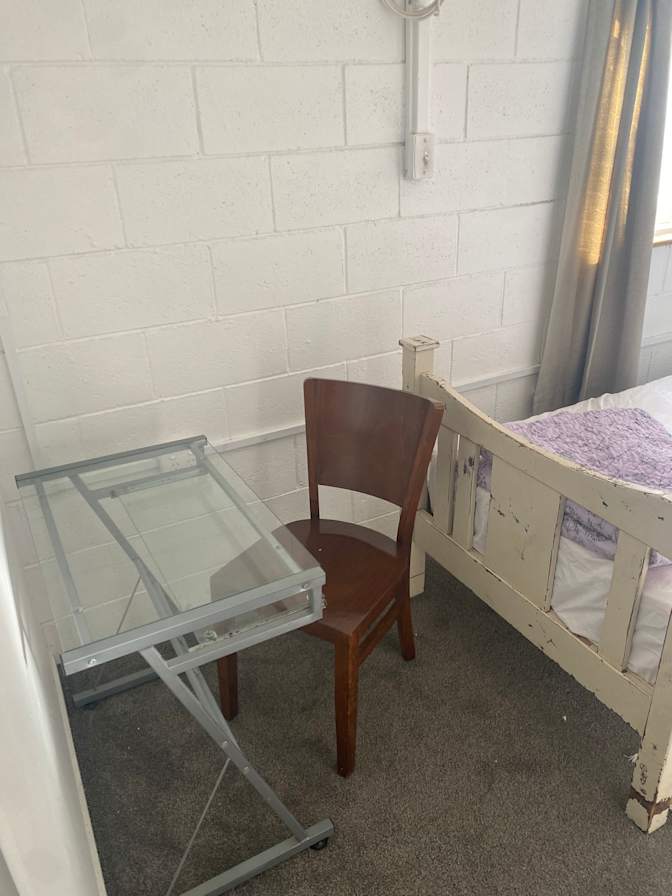 Lee's room