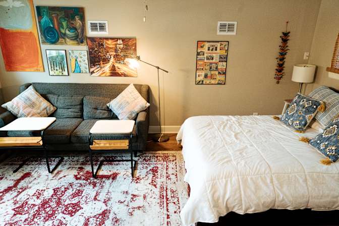 Lesa Smothers's room