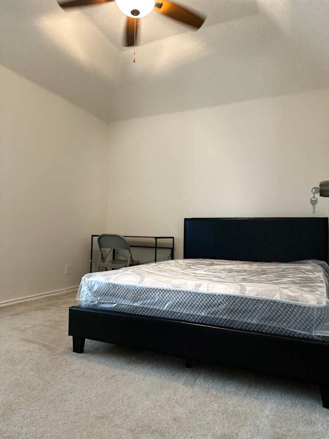 Paulina phuong nguyen's room