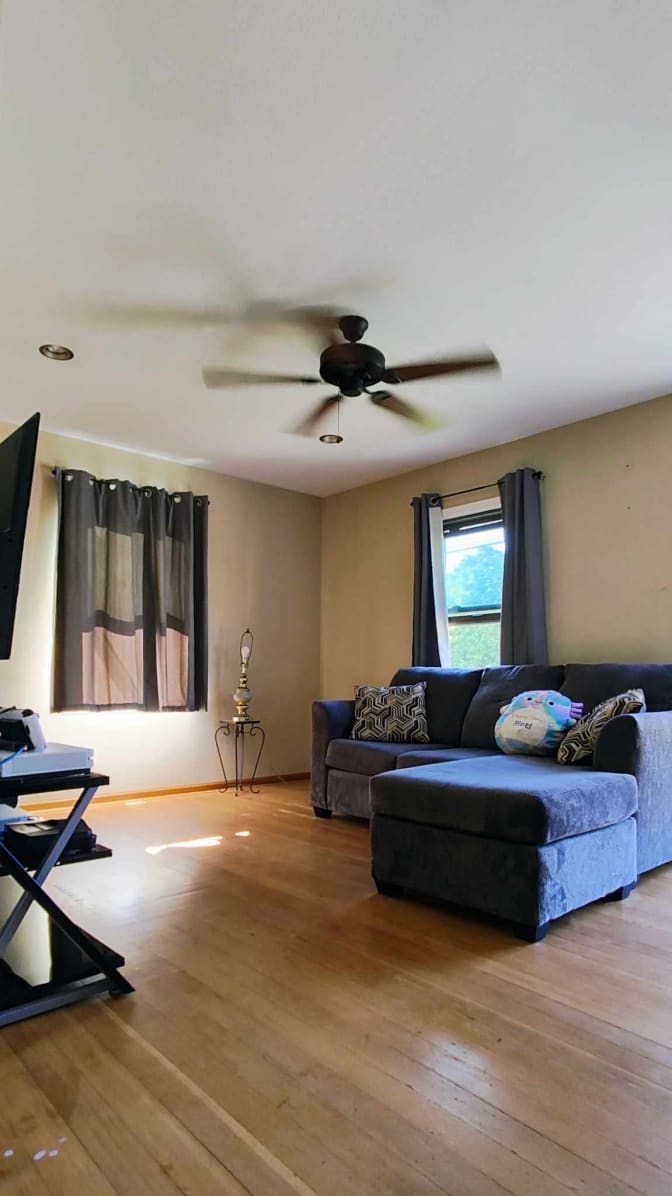 Matthew Paulsen's room