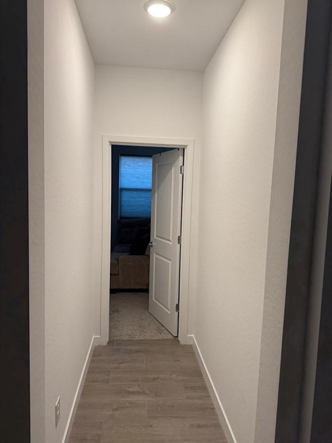 Dee's room
