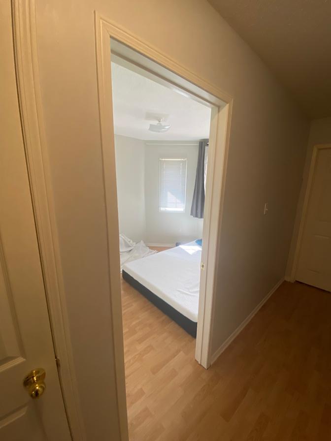 Kinaan aziz's room