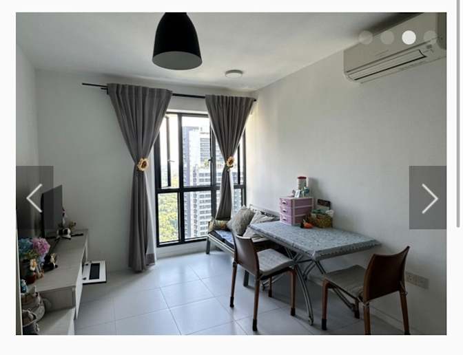 Stephanie's room