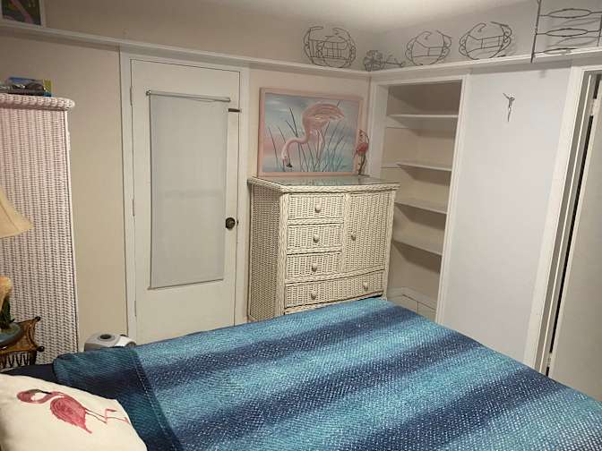 Julie Khan's room