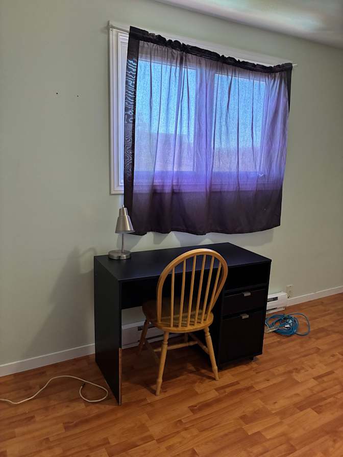 Kelly Levesque's room