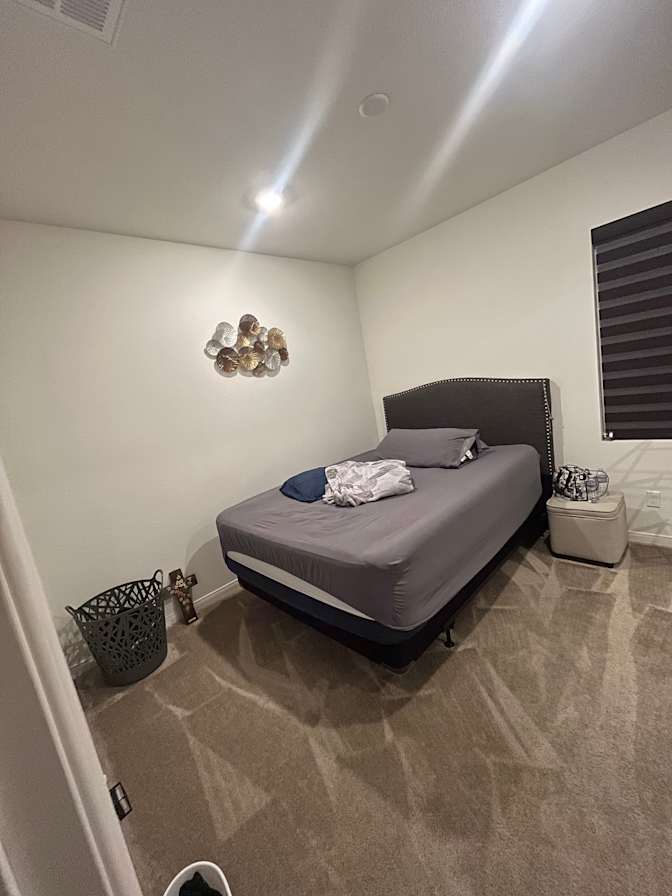 Dilka Ratnam's room