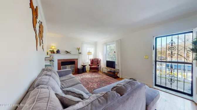 Cara Ballas's room