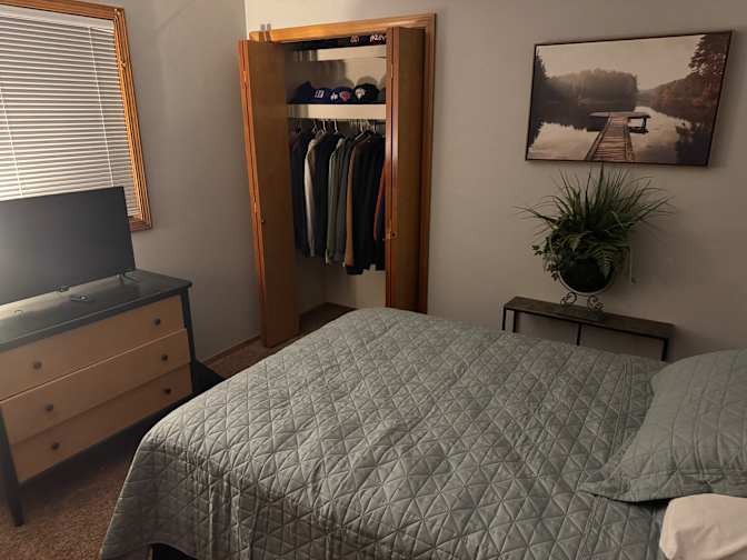 Dan's room
