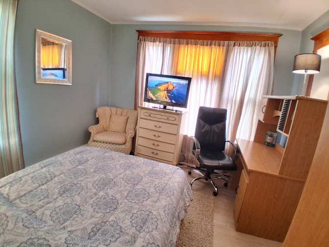 Jun's room