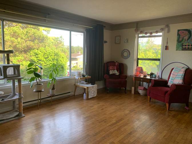 Sydney West's room