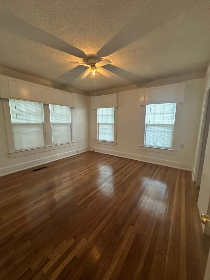 Perkins Homes's room