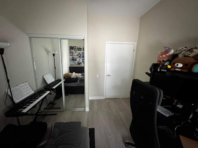 Hidna's room