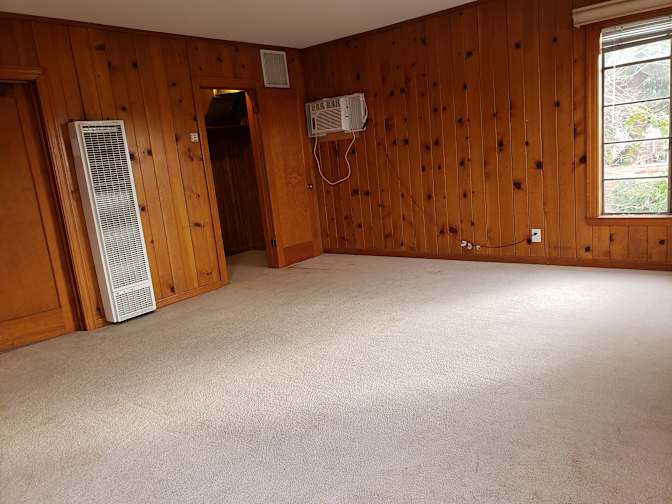 john's room