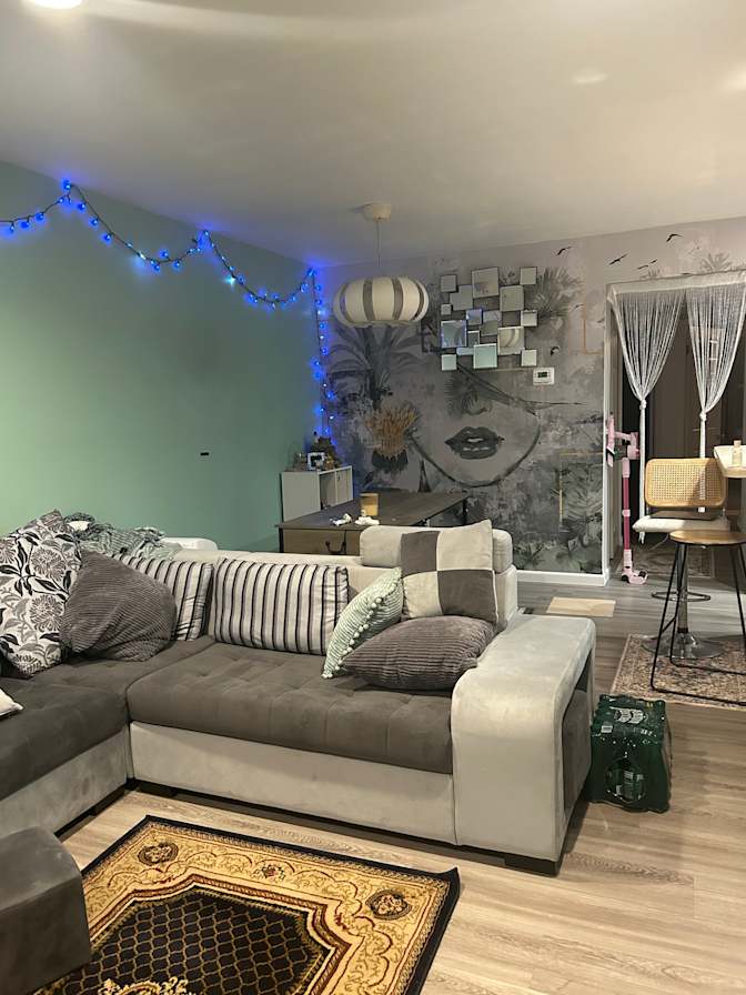Mercik's room